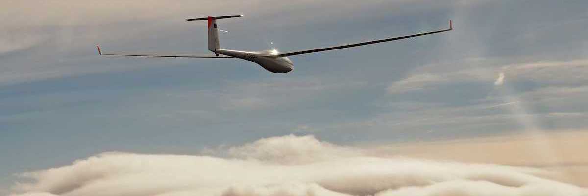 Flugwegposition um 09:32:11: Aufgenommen in der Nähe von Gemeinde Haus, Österreich in 2018 Meter